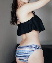 Julia ( Thai-Dutch )